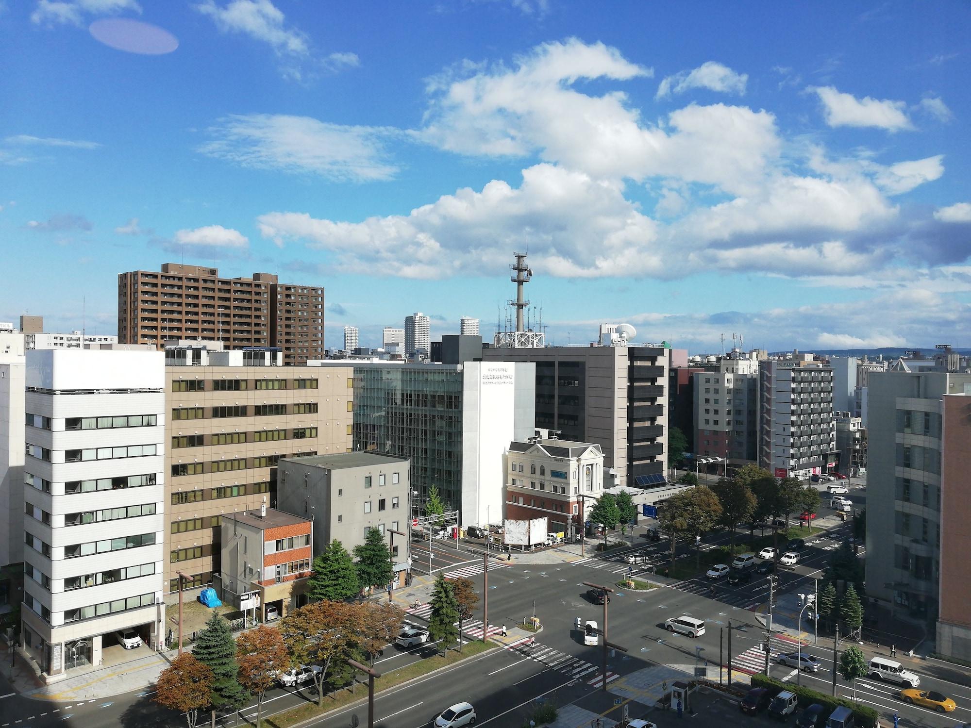 Sapporo Prince Hotel Екстериор снимка View of the station
