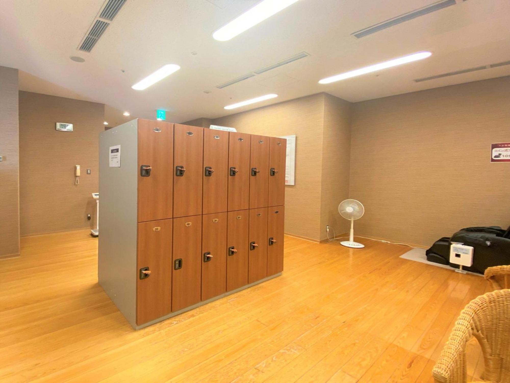 Sapporo Prince Hotel Екстериор снимка Locker room