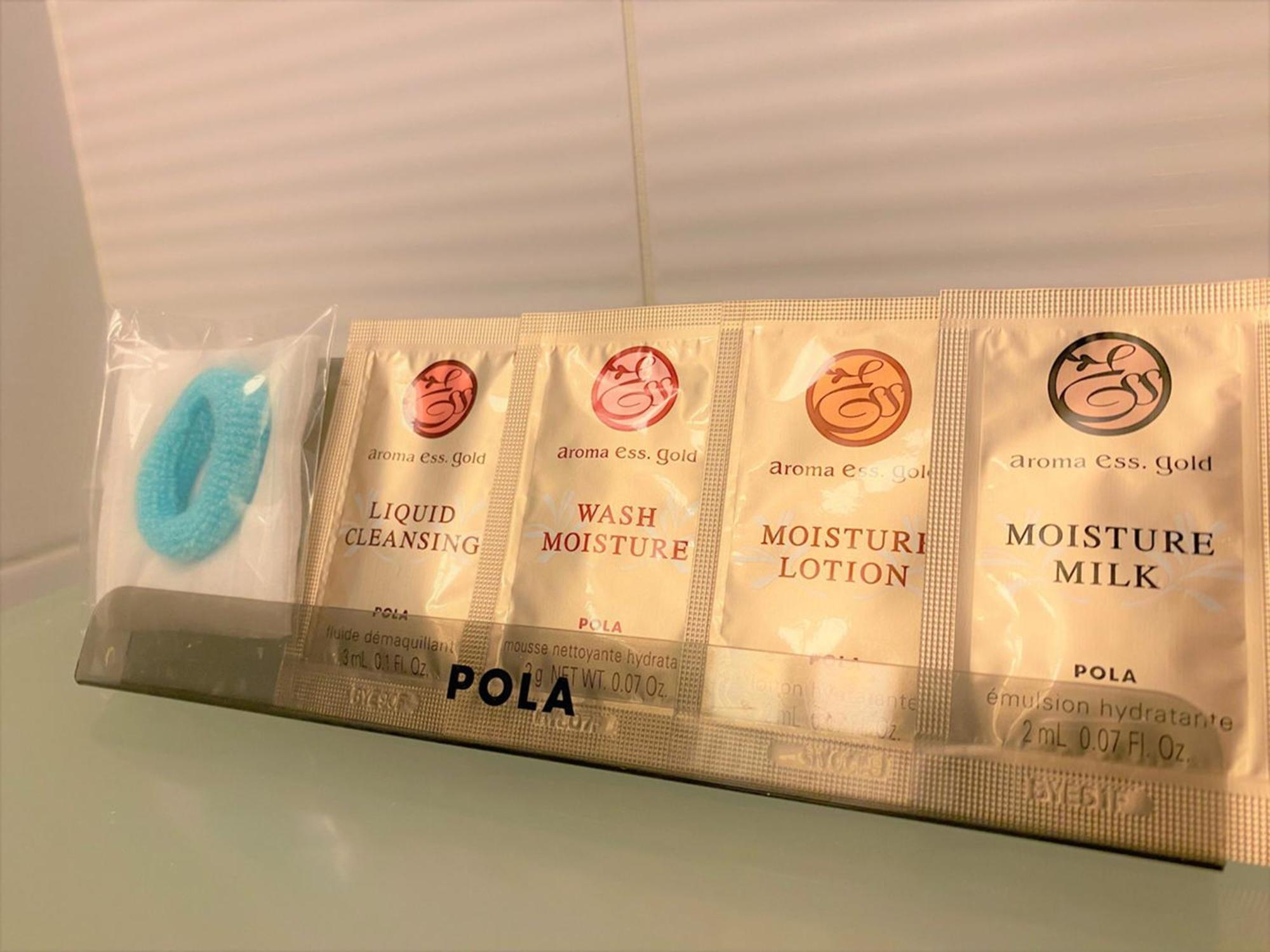 Sapporo Prince Hotel Екстериор снимка A set of amenities by Pola